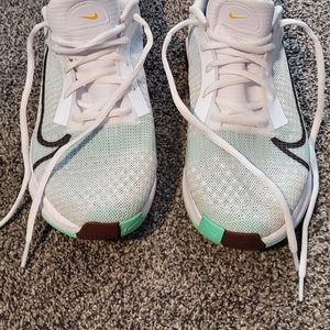 Woman's Nike Sneakers